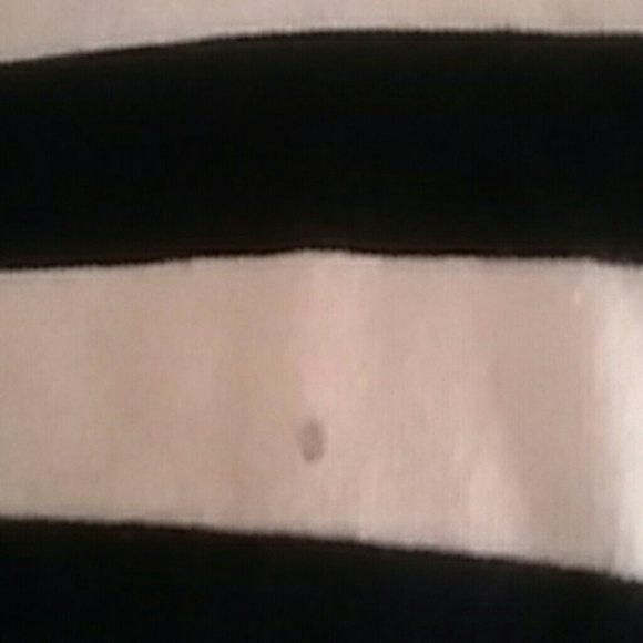Forever 21 - Picture 2 of 2