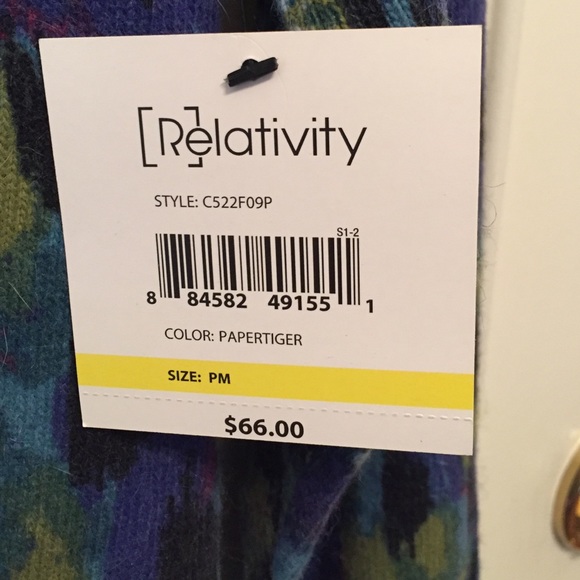 Relativity sweater - Picture 2 of 2