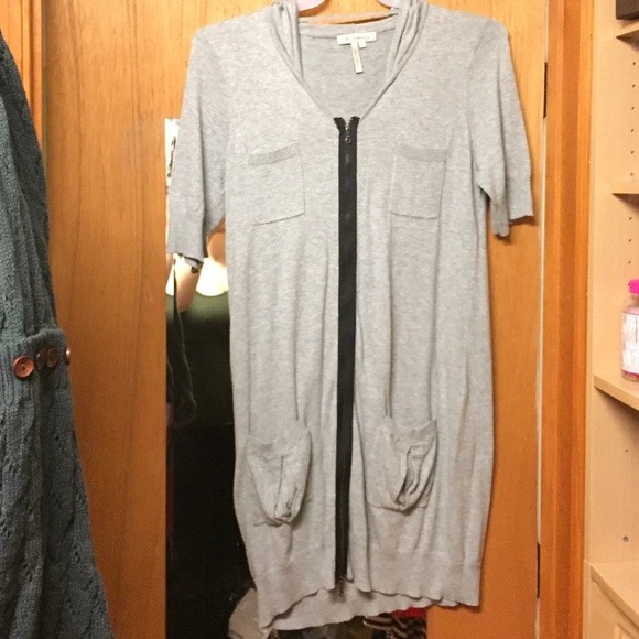 Gray dress bcbg size large