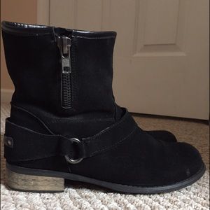 Black Leather Zip-Up Booties