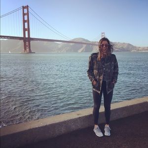 Meet your Posher, Shannon