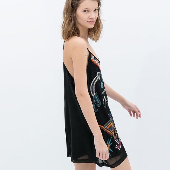 Zara Beaded Embroidered Red Green Dress Dress - Picture 7 of 7
