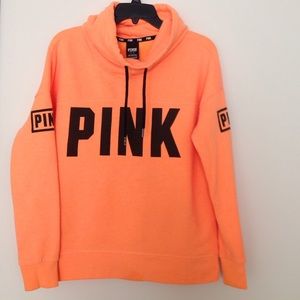 VS PINK Pullover