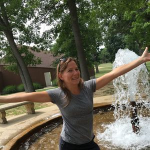 Meet your Posher, Liz