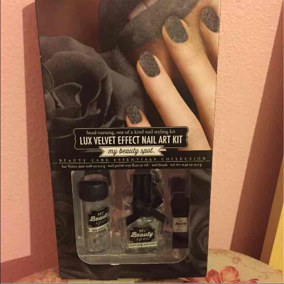 Velvet effect nail art kit