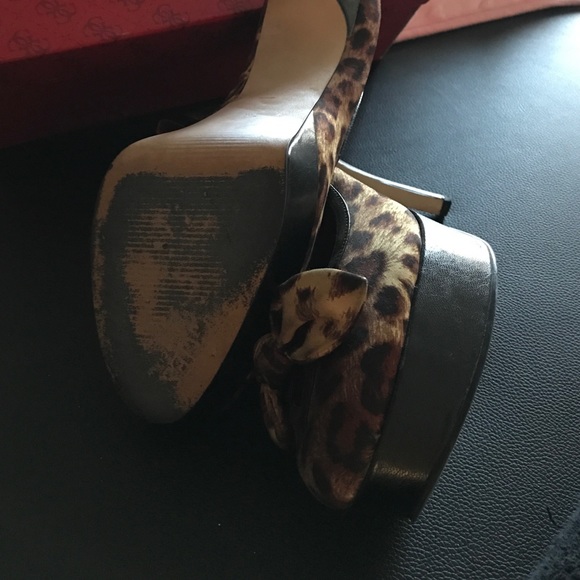 Leopard print Guess heels - Picture 4 of 4