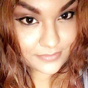 Meet your Posher, Daniela