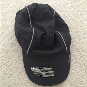 Hind running hat