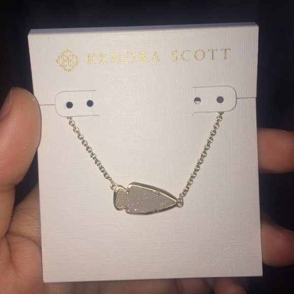 NWT Kendra Scott Kasey necklace iridescent drusy