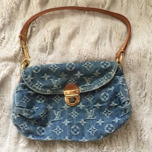 Louis Vuitton Purse