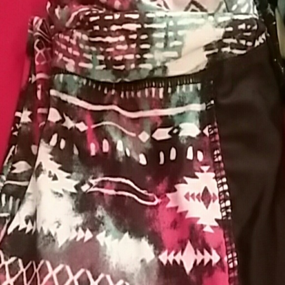 ?? 6 for  $6 ??MIX & MATCH GIRLY LEGGINGS ?? - Picture 4 of 4