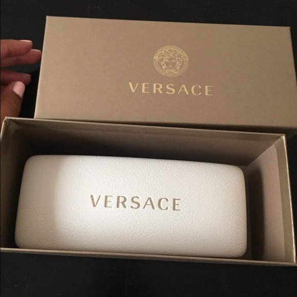 BRAND NEW Versace sunglasses for sale - Picture 3 of 3