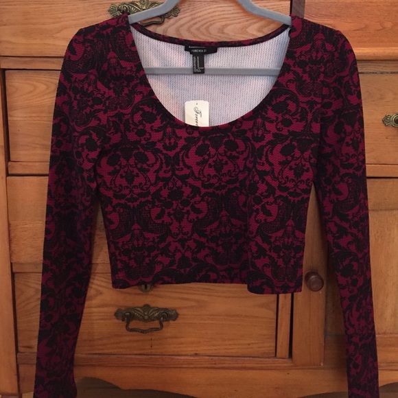 Red patterned crop top