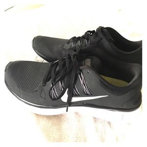 Nike free women's 9 running shoes