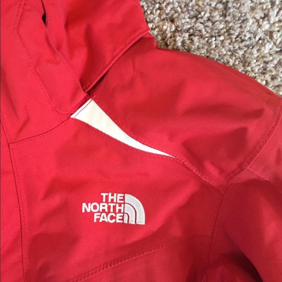 North face winter coat - Picture 3 of 4