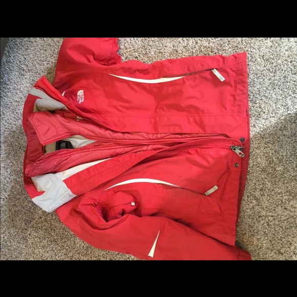 North face winter coat - Picture 4 of 4