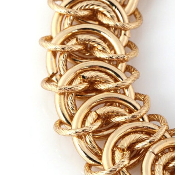 ❕1 Left❕Gold Chain Link Bracelet - Picture 3 of 3