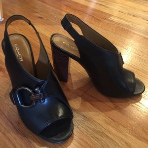 7.5B Black Coach slingback - worn once!