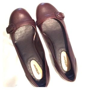Brown leather flats 7