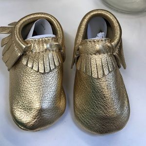 Metallic gold baby booties