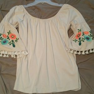 Umgee 3/4 bell fringe tassel sleeves top shirt