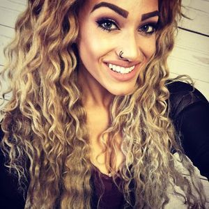 Meet your Posher, Kassandra