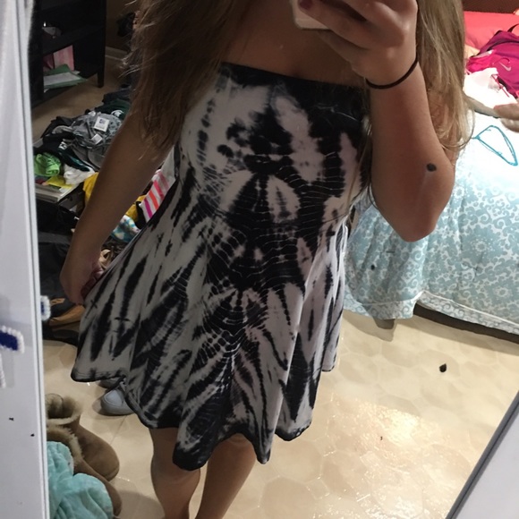 Tie dye dress from express - Picture 2 of 3