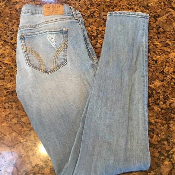 distressed HOLLISTER skinny jeans