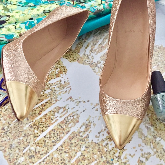 ❤️ HP NWT J. Crew Gold Glitter Cap Toe Pumps❤️ - Picture 2 of 7