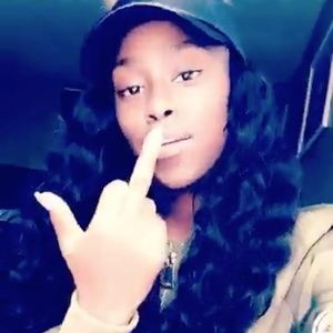 Meet your Posher, Mikayla