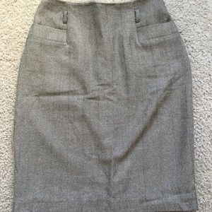 Black and white pencil skirt