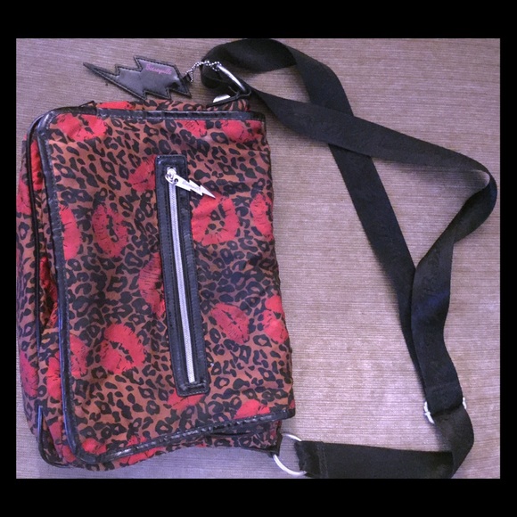 Betsey Johnson handbag