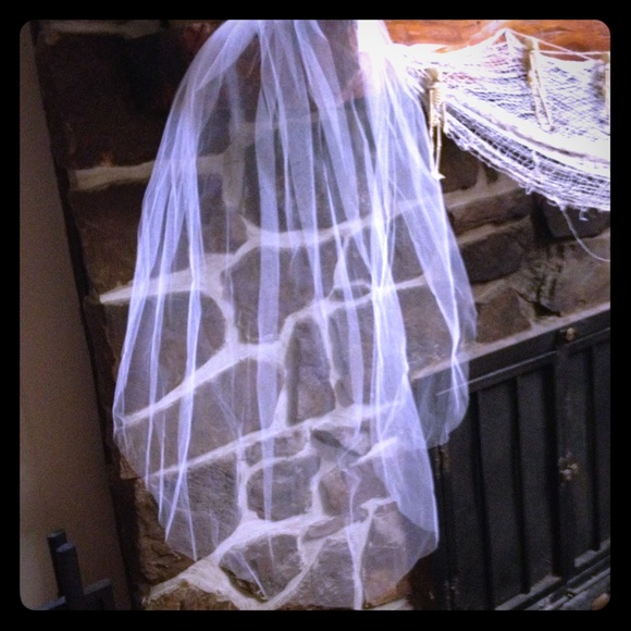 👰🏽 Wedding Veil