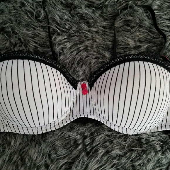 NWOT, Bra
