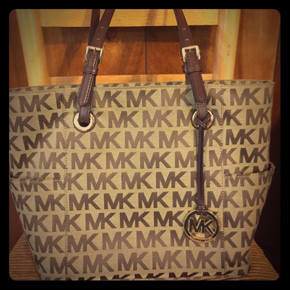 Michael Kors Purse