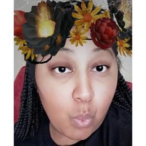 Meet your Posher, Cassandra