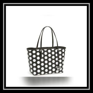Michael Kors Jet Set Dot Tote 👜