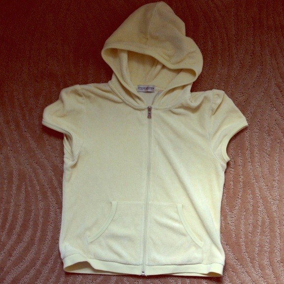 Steve Madden short sleeve top with hoodie🐥