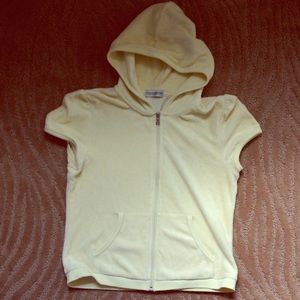 Steve Madden short sleeve top with hoodie🐥