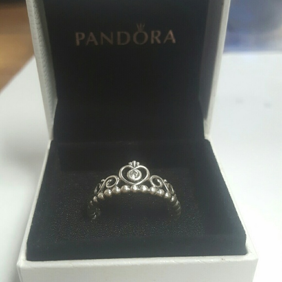 Pandora Princess Ring