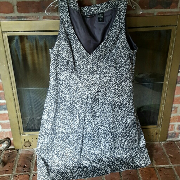 New York and company side zip sleeveless dress