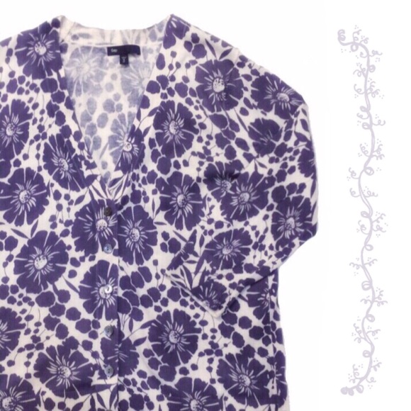 NWOT GAP (medium) cardigan