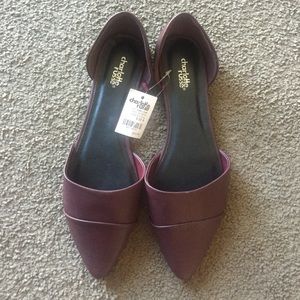 Maroon flats