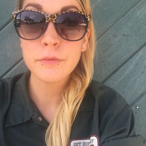 Meet your Posher, Robyn