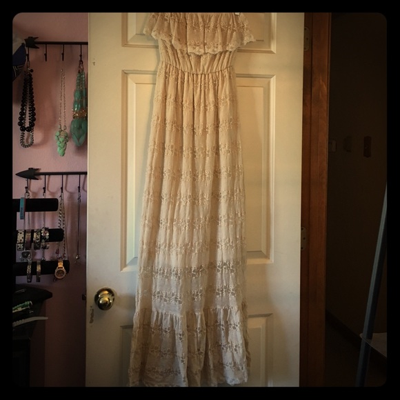 Lace Maxi Dress