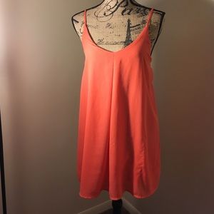 Salmon/orangey dress