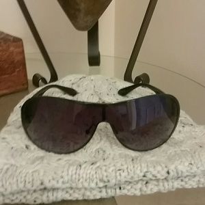 Marc Jacobs sunglasses!