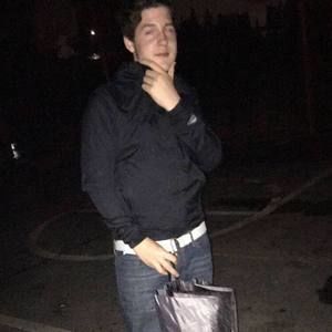 Meet your Posher, Dustin