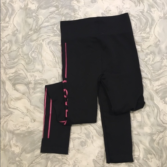 black leggings