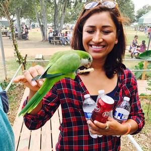 Meet your Posher, Leonor